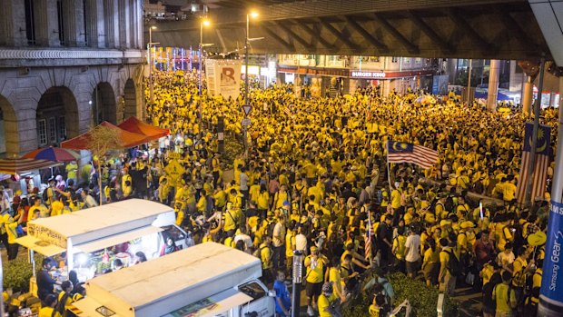 Bersih protesters in Kuala Lumpur in August; demanding an end to corruption in Malaysian politics. 