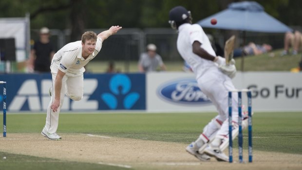 Jimmy Neesham bowls a bouncer to Sri Lanka's Shaminda Eranga on the second day of the first Test.