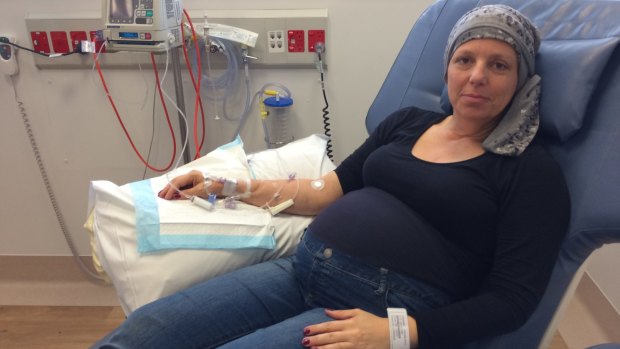 Pamela Cinquini having chemotherapy while pregnant with her son Leonardo.
