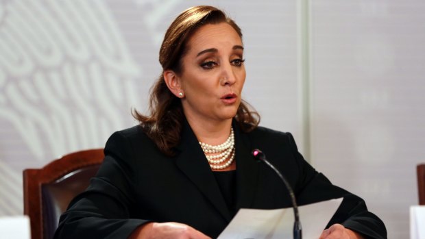 Mexican Foreign Minister Claudia Ruiz Massieu: "We are waiting for the appropriate Egyptian authorities to give us access to better information that will allow us to know the situation of the rest of the affected people."