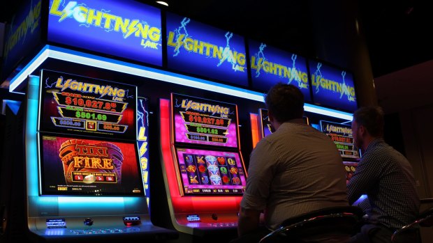 Migrants have a higher chance of risky gambling, research shows. 