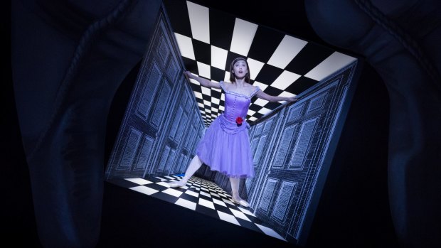 Optical illusions: Alice appears to grow as the set shrinks.