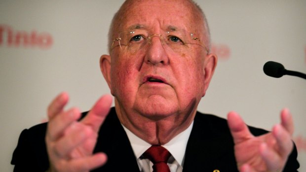 Rio Tinto's former chief executive, Sam Walsh, has become embroiled in the investigation over alleged payments to gain access to the Simandou iron ore deposit in Africa.