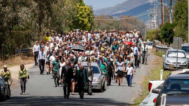 Hundreds of Karen Chetcuti's friends and family turned out for her funeral. 