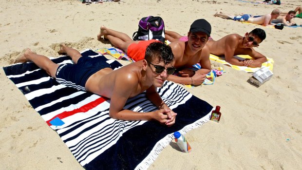 Sun bathers at North Cronula beach. 
