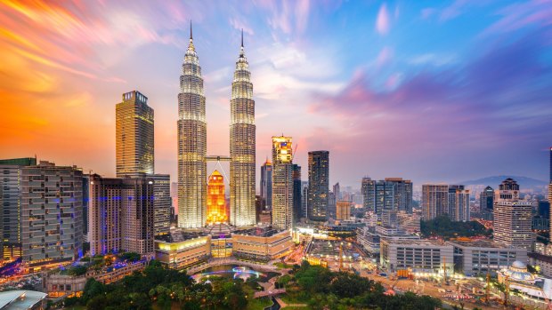 Petronas Towers were the tallest buildings in the world from 1998 to 2004. 