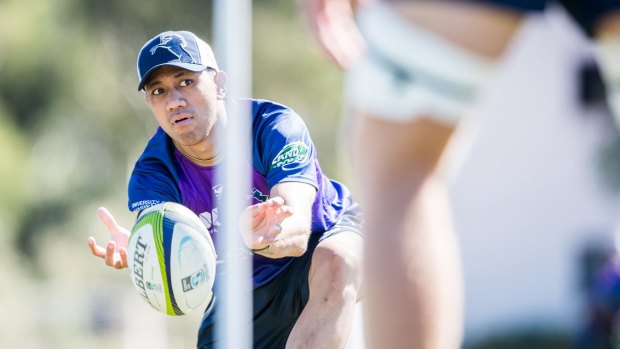 Christian Lealiifano has restarted training with the Brumbies on limited duties.