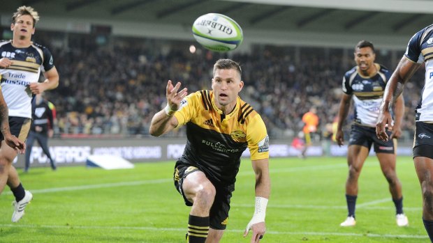 The Hurricanes turned on an attacking masterclass against the Brumbies.
