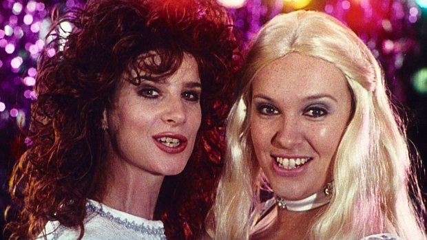 The 1994 film launched the screen careers of two of Australia's most successful performers, Rachel Griffiths as Rhonda and Toni Collette as Muriel.