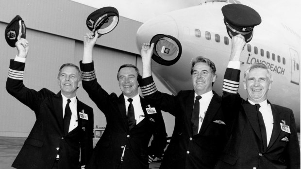 The flight crew from the record-breaking Qantas flight in 1989.