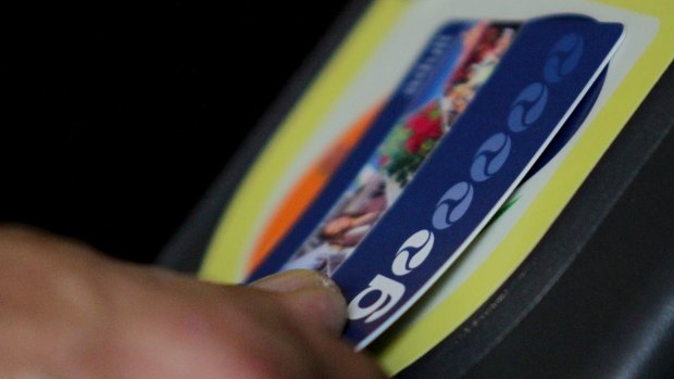 A 12-year-old was left off a Gold Coast bus when her Go Card would not scan. 
