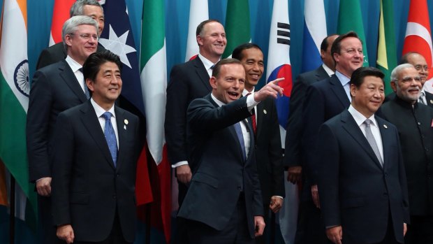 G20 leaders pose for the 'family photo' in Brisbane.