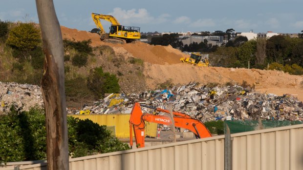 WestConnex earthworks are carried out at the Alexandria landfill site in September 2015.