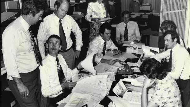 Commonwealth police check social security files in 1978 during the high-profile investigation into "dodgy" compensation claims.
