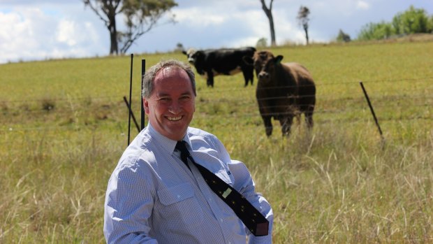 Senator Barnaby Joyce says 900 scientists are helping to protect Australia's agricultural industry.