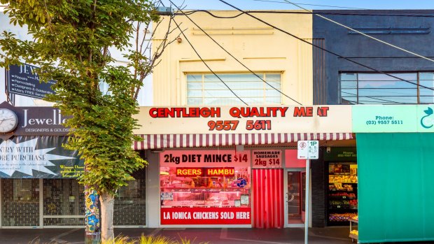 A local private investor paid $1.96 million  for a securely leased old-fashioned butcher's shop in Centre Road, Bentleigh. 