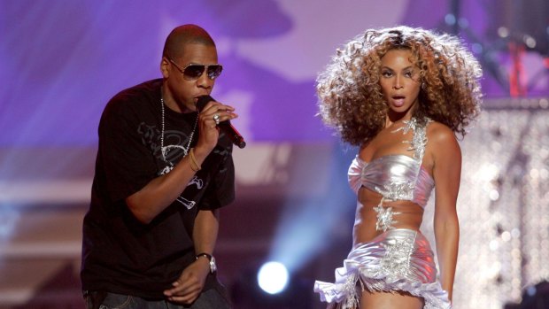 Rapper Jay-Z and singer Beyonce Knowles perform onstage at the 2006 BET Awards at the Shrine Auditorium on June 27, 2006 in Los Angeles, California. 