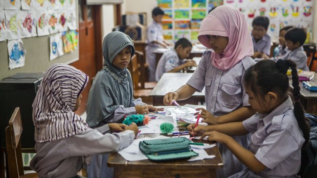 Students at SD Percobaan primary school in Yogyakarta, Indonesia. 