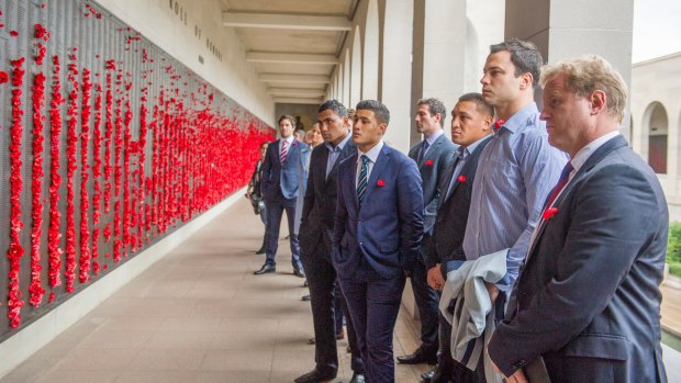 Dave Smith and NRL players at the Australian War Memorial.