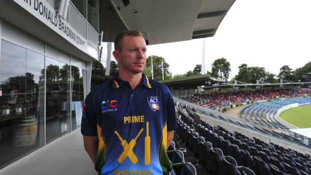 Chris Rogers captained the Prime Minister's XI at Manuka Oval in 2015.