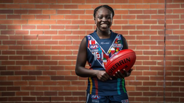 Mary Daw dreams of one day playing in the AFL women's league.