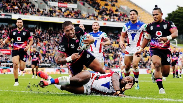 Manu Vatuvei of the Warriors scores a try during the round 12 NRL match between the New Zealand Warriors and the Newcastle Knights at Mt Smart Stadium in Auckland on Sunday.