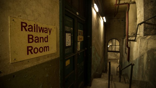 Inside the labyrinth of corridors of Central Station. 