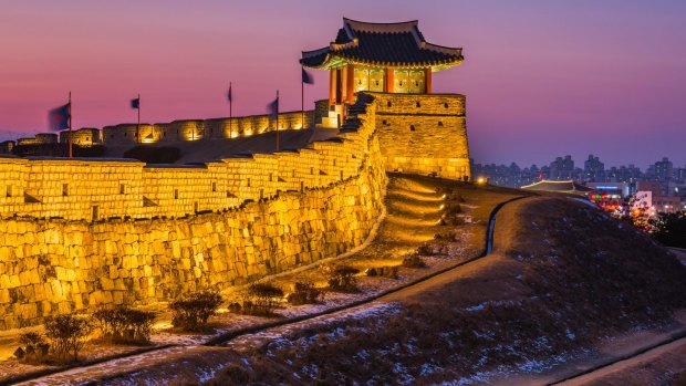 Seoul City Wall, Seoul:  Most of the Seoul City Wall,  made of stone and wood in the 1400s and stretching 18.6km around the city, has been torn down but a few sections remain, some restored and others unaltered. The south gate, which has been restored, is the single most impressive sight. 