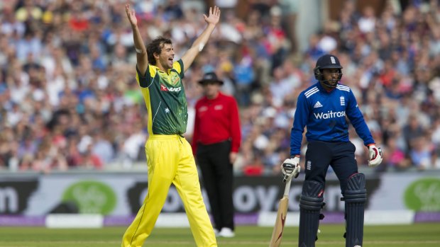 Ashton Agar is likely to partner Nathan Lyon as Australia's second spinner in Bangladesh.