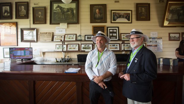 Jock and Melville Charles, the course MC and course curator at Burrumbeet.