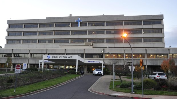 Calvary Hospital has settled with a cancer patient over a glaring oversight during her care.