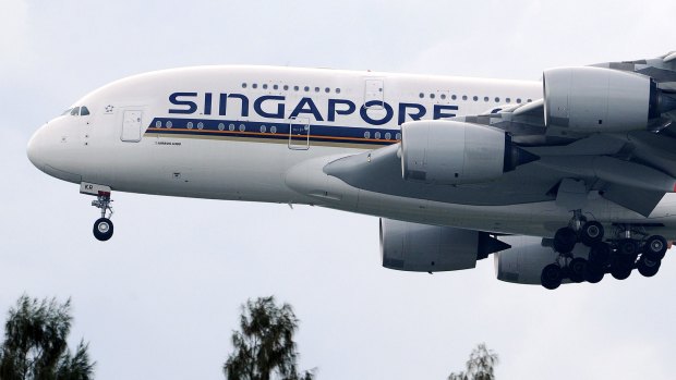 A Singapore Airlines plane lost power in both engines.