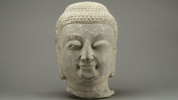 Buddha head 600s-early 700s
excavated from the Xingqing Palace site. 