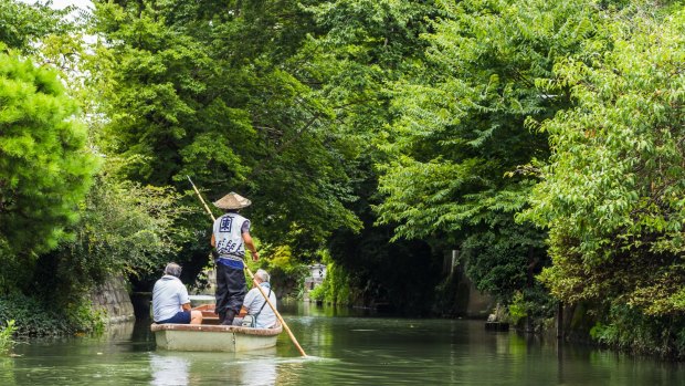 Yanagawa's punts used to haul cargo, but these days only transport tourists.