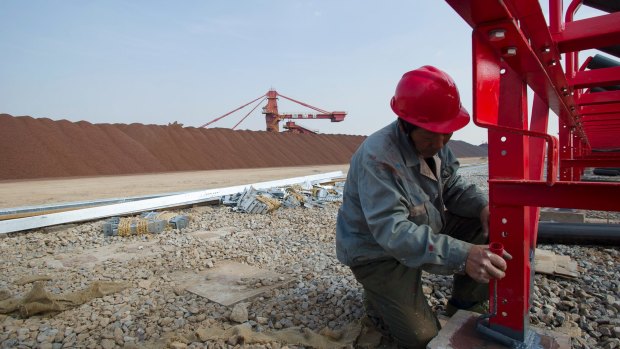 The China Iron & Steel Association told the conference overcapacity in the seaborne iron ore market would persist through to at least 2019.