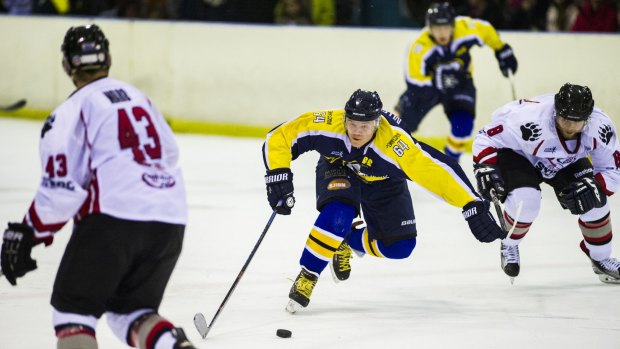 CBR Brave playing the Sydney Bears earlier this year at Phillip Ice Skating Centre. 