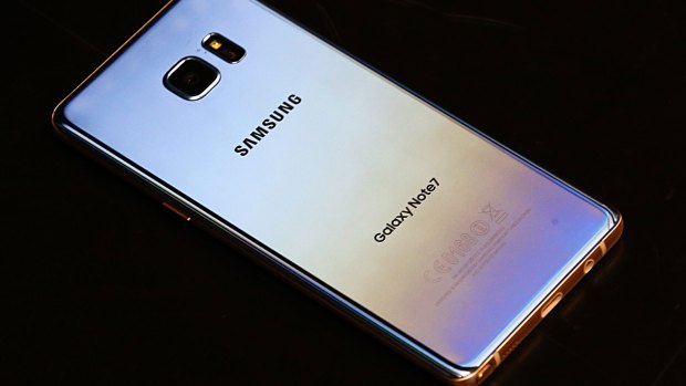 Samsung's recall of its Galaxy Note 7  has left millions of premium smartphone buyers looking for an alternative.