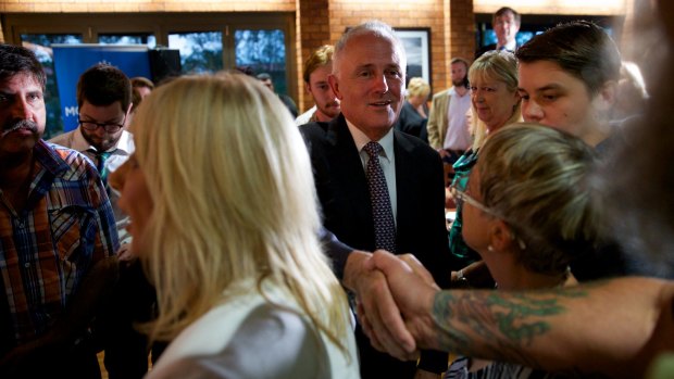 Malcolm Turnbull meets locals on the Central Coast after a 'Politics in the Pub' forum.