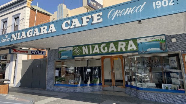 The Niagara Cafe.