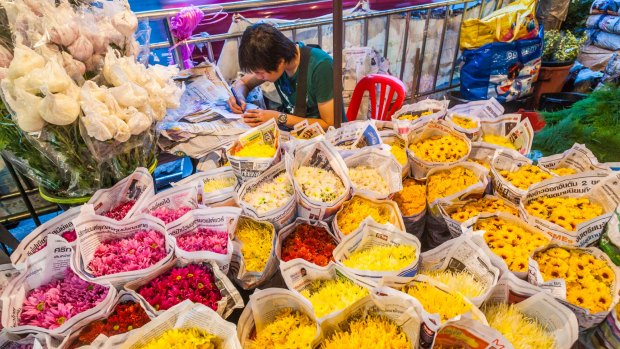 The flower market Pak Khlong Talat.