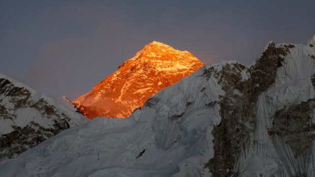 Mount Everest seen from the way to Kalapatthar in Nepal.