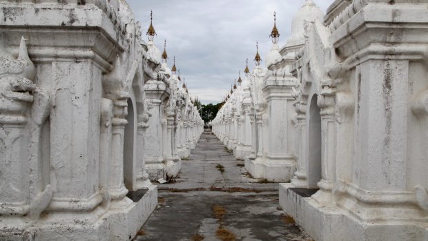 The world's largest book, AKA the Kuthodaw Inscription Shrines.