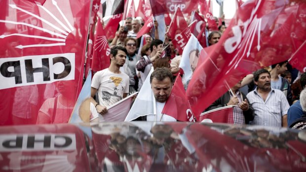 Supporters of Turkey's main opposition Republican People's Party (CHP) on Saturday.