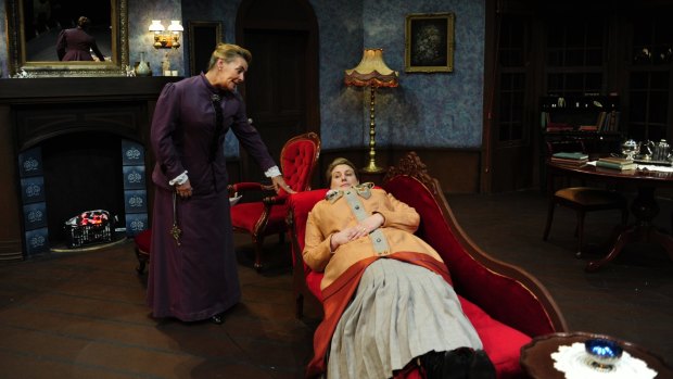 <i>Gaslight</i> at Theatre 3 in Acton is a good old-fashioned melodrama. 