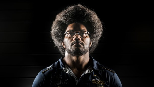 Henry Speight shaved his hair to raise money for cancer sufferers in Fiji two years ago.