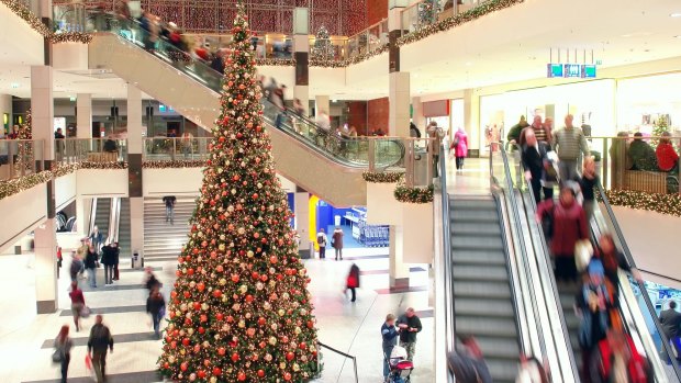 WA families will spend on average more than $4000 leading up to Christmas.