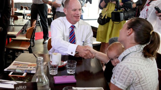 Premier Campbell Newman speaking with local family Alan and Malinda Buchan at Alto Restaurant, Broadbeach, 