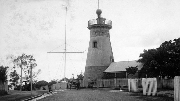 The Spring Hill windmill, photographed in 1930.