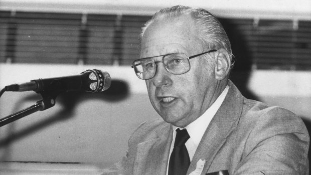 In the mid-1980s, union leader Charlie Fitzgibbon warned that protection was not the answer to unemployment problems.