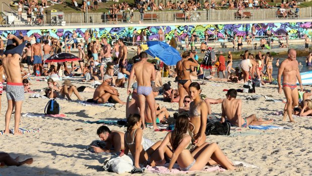 Images of Australians flocking to Bondi Beach despite the risk of coronavirus shocked people around the world.